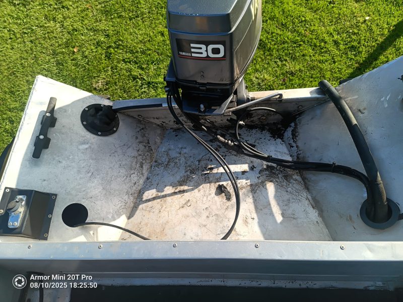 Sun Buster R + Yamaha 30hk - Bild 6