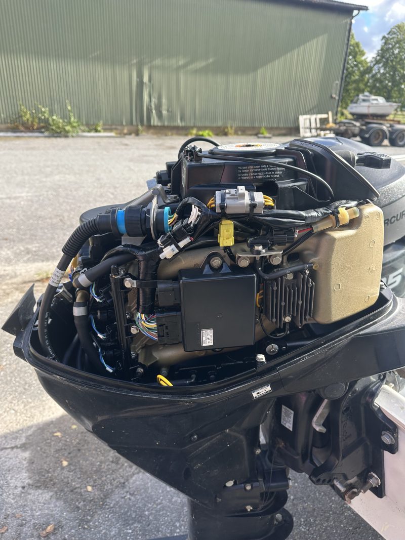 Finnmaster 506clx + Mercury 25 ELPT - Image 7