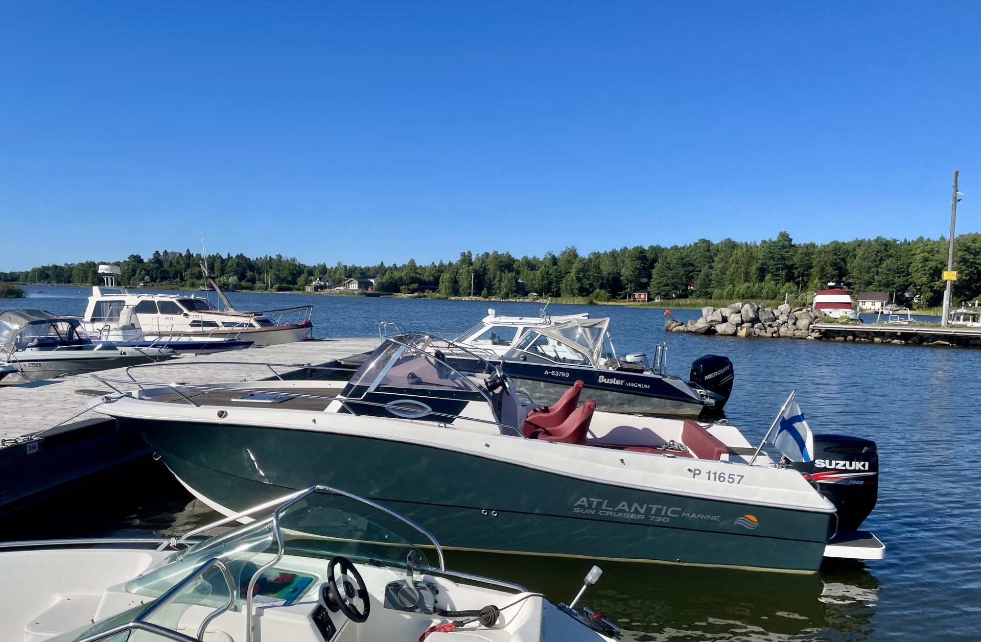Atlantic Sun Cruiser 730 + Suzuki DF225 -14 - Bild 3